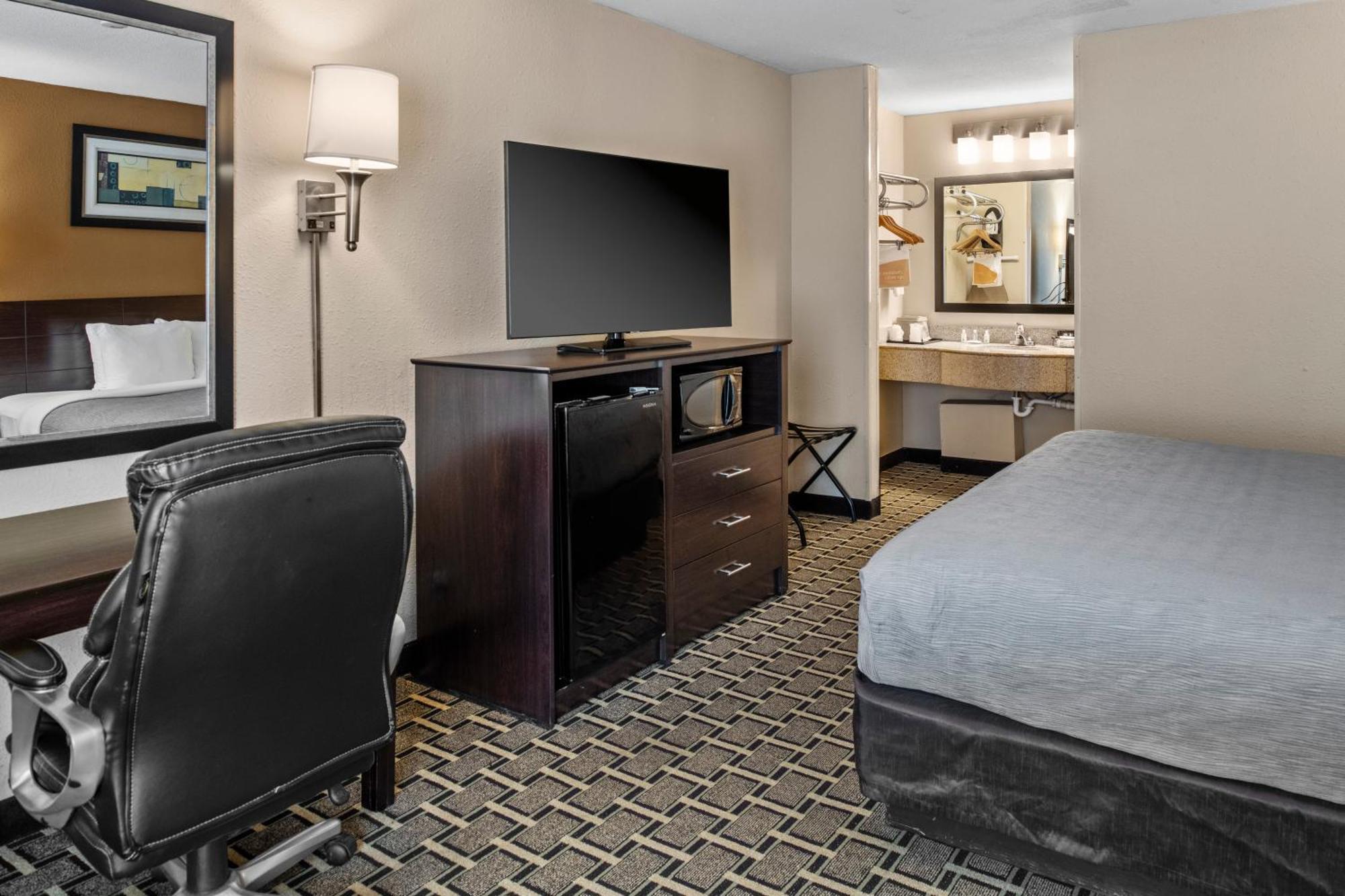 Quality Inn Кингсленд Экстерьер фото