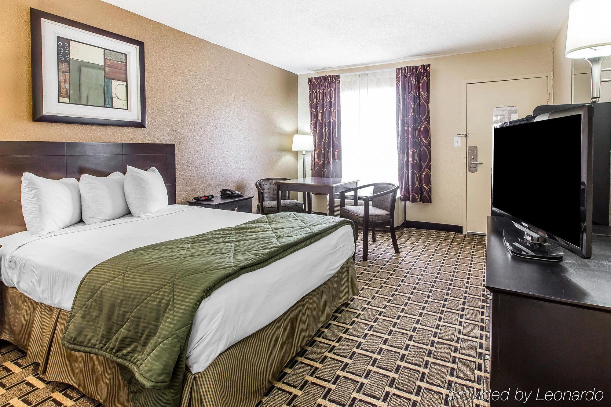 Quality Inn Кингсленд Экстерьер фото
